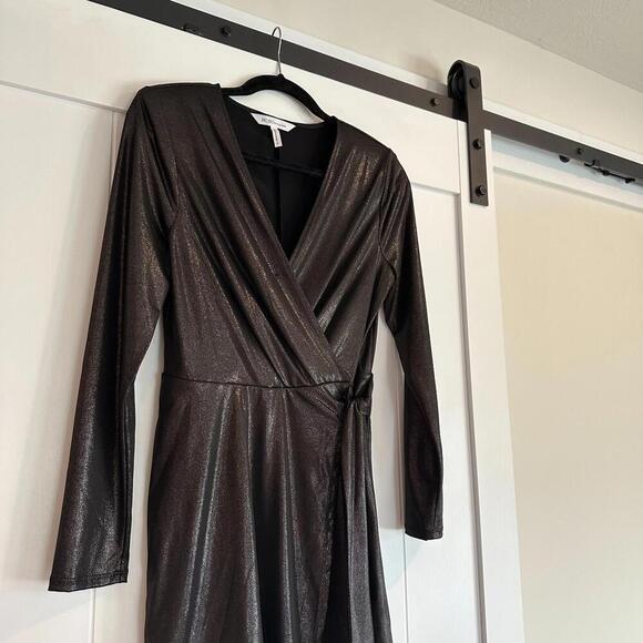 BCBG Generation V-Neck Faux Wrap Dress Size Small - Picture 2 of 9